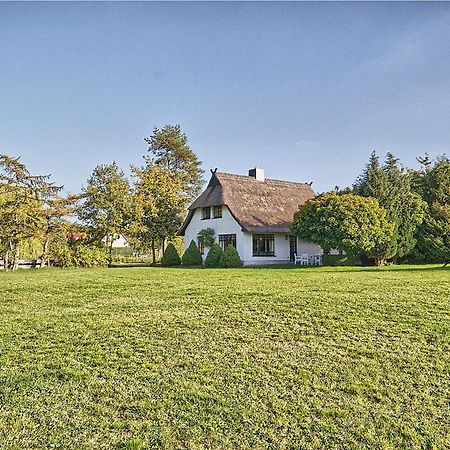 Reetdachhaus Mit Grossem Garten Und Kamin Марлоу Экстерьер фото