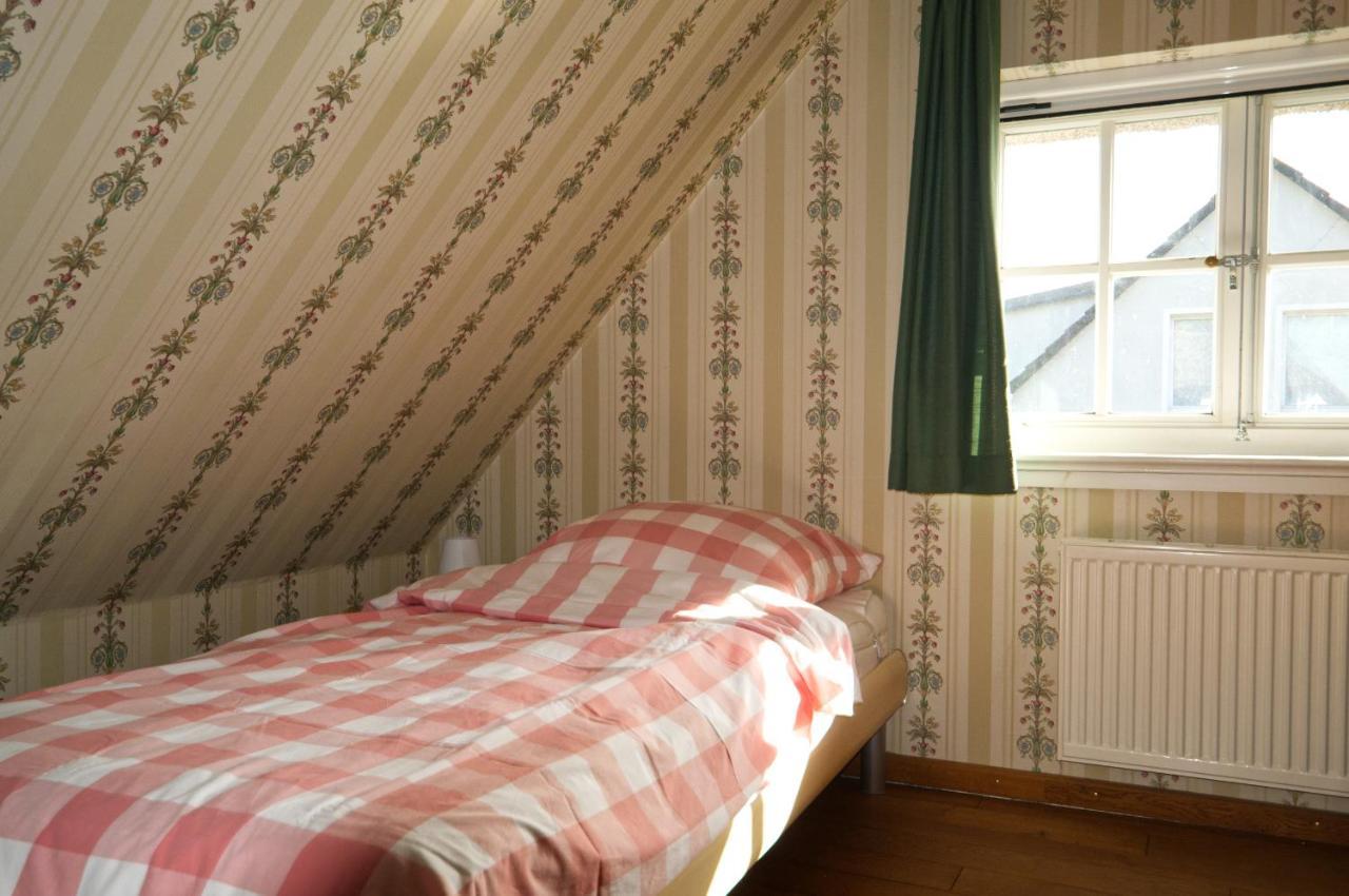 Reetdachhaus Mit Grossem Garten Und Kamin Марлоу Экстерьер фото